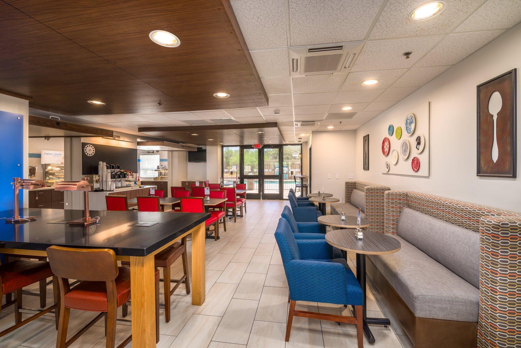 Holiday Inn Express Phoenix-Airport/University Drive By Ihg Ngoại thất bức ảnh
