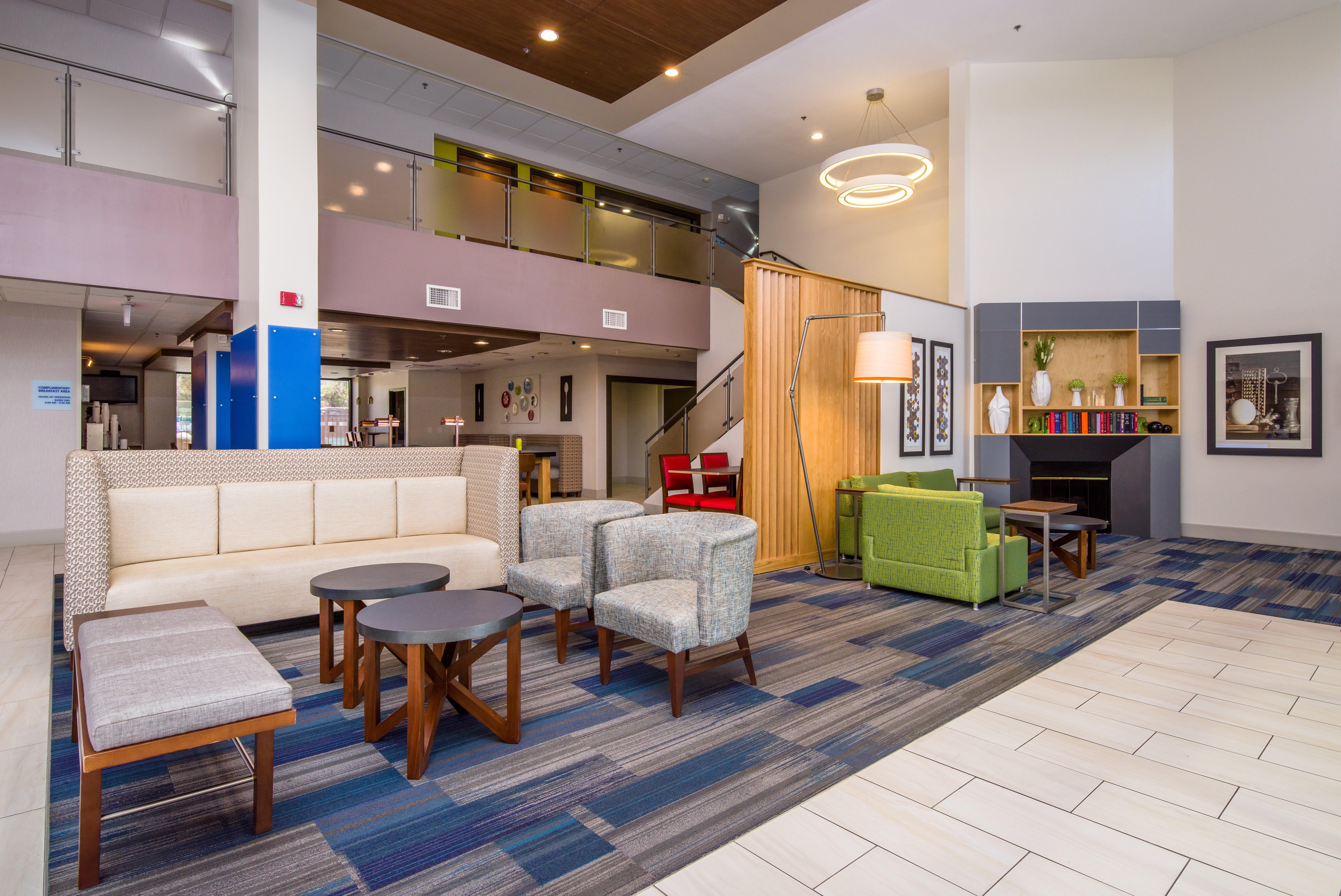 Holiday Inn Express Phoenix-Airport/University Drive By Ihg Ngoại thất bức ảnh