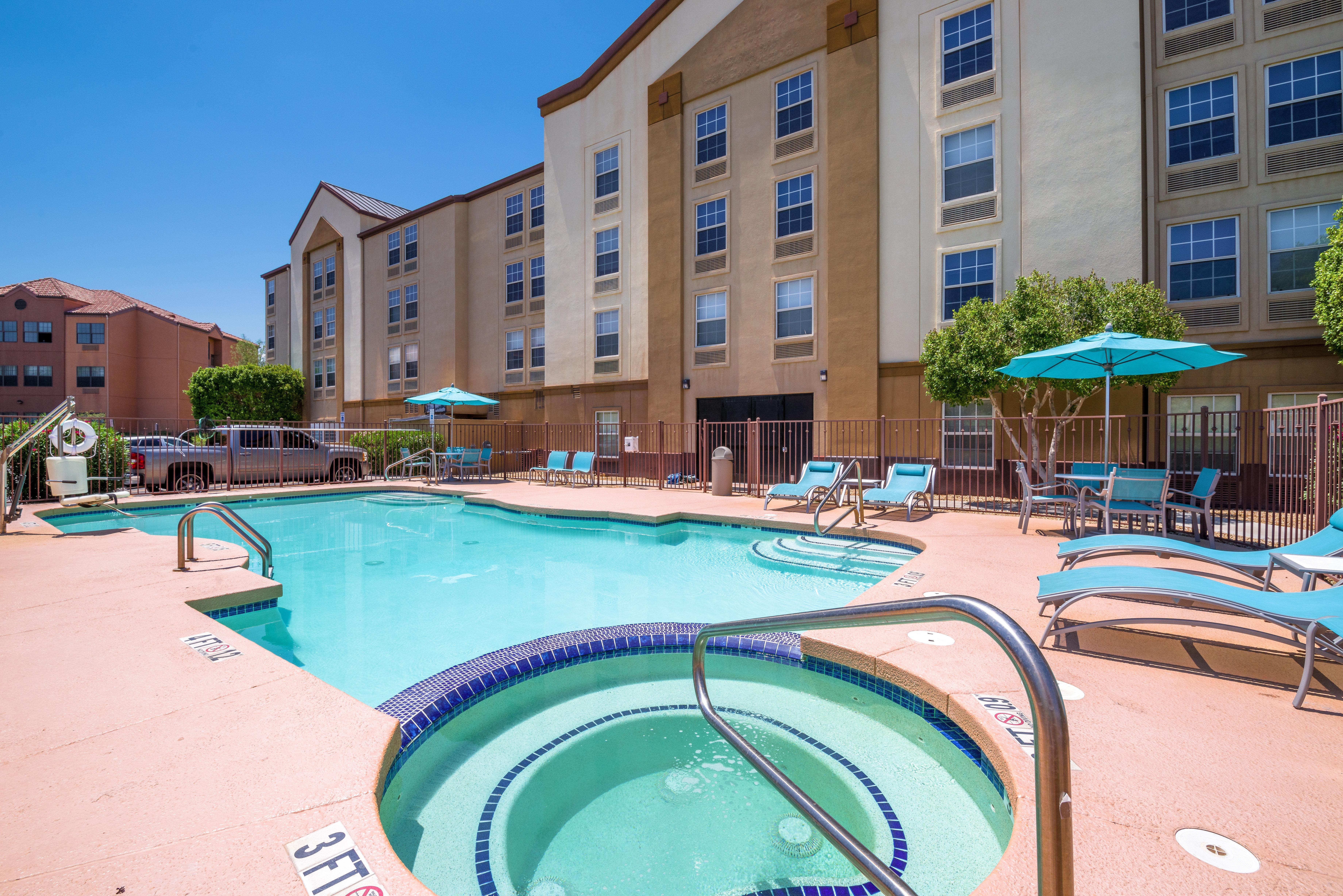 Holiday Inn Express Phoenix-Airport/University Drive By Ihg Ngoại thất bức ảnh